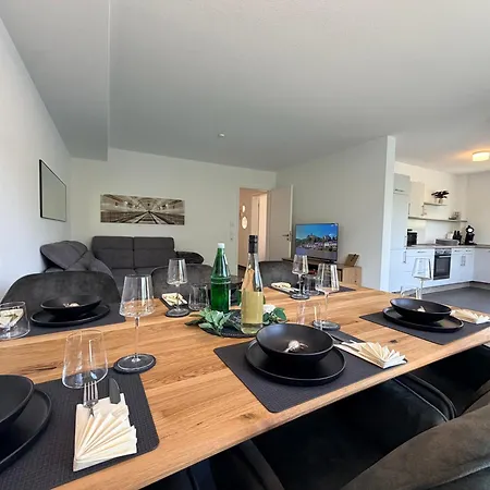 Fewomo Mosel & Burgblick Loft, Balkon, Parkplatz, Aufzug, 6 Personen