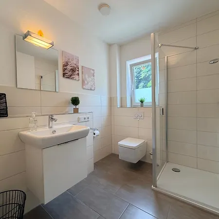 Appartement Fewomo Mosel & Burgblick Loft, Balkon, Parkplatz, Aufzug, 6 Personen Cochem