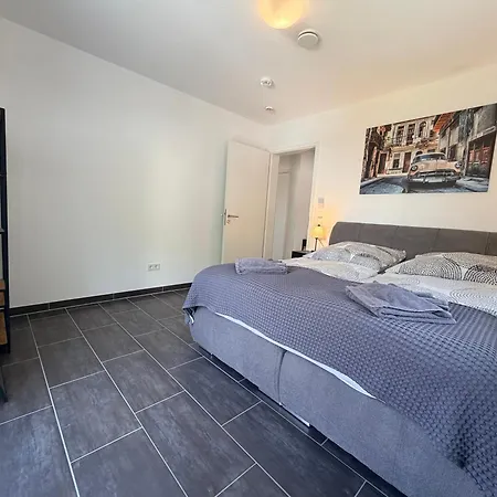 Appartement Fewomo Mosel & Burgblick Loft, Balkon, Parkplatz, Aufzug, 6 Personen